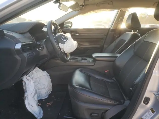 2021 NISSAN ALTIMA SR  