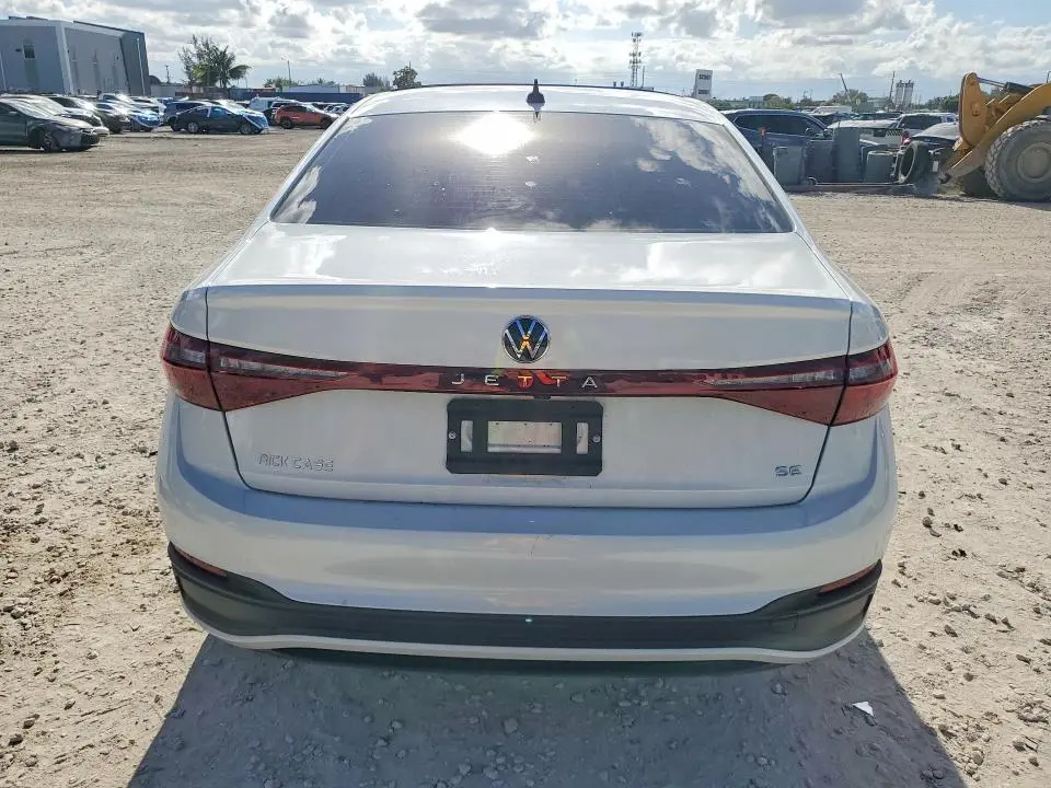 2025 VOLKSWAGEN JETTA SE  