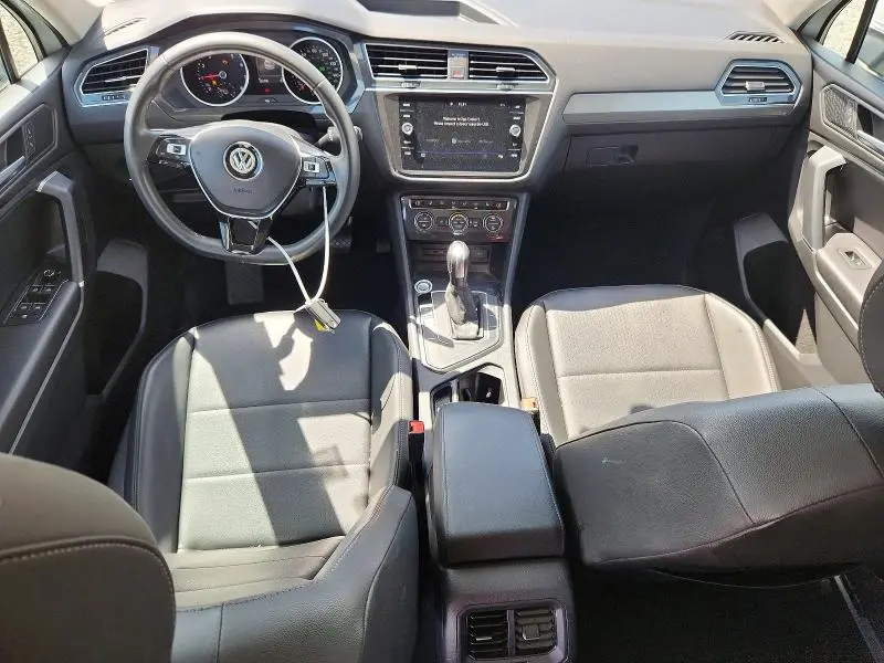 2020 VOLKSWAGEN TIGUAN SE  