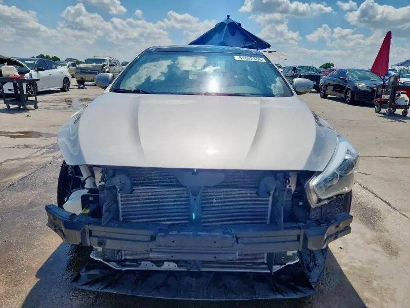 2015 KIA CADENZA PREMIUM  