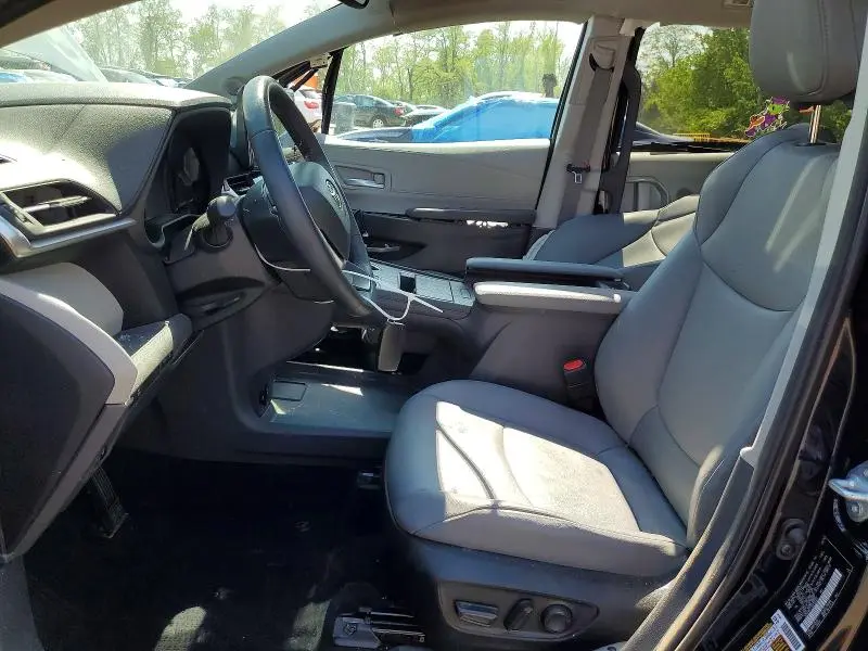 2024 TOYOTA SIENNA XLE 7-PASSENGER  