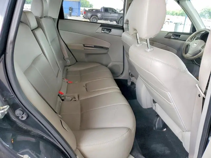 2012 SUBARU FORESTER LIMITED  