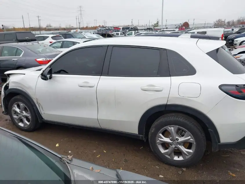 2025 HONDA HR-V AWD LX