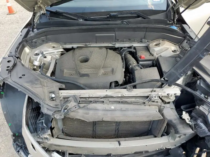 2018 VOLVO XC90 T6