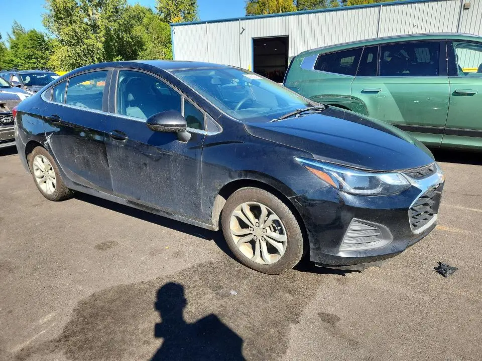 2019 CHEVROLET CRUZE LT  