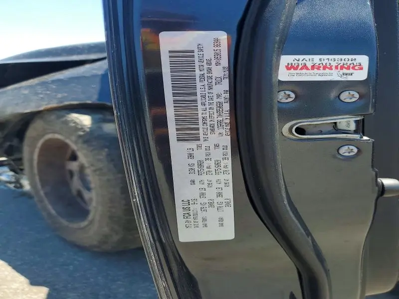 2017 RAM 1500 SLT  