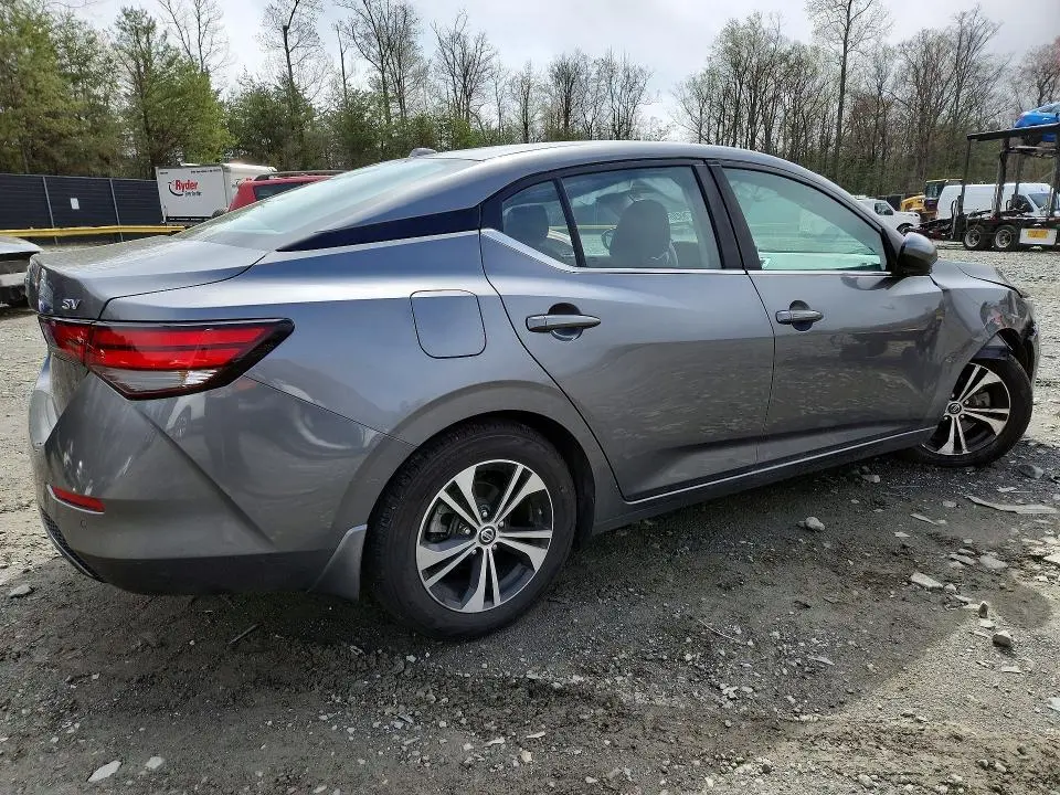 2022 NISSAN SENTRA SV  