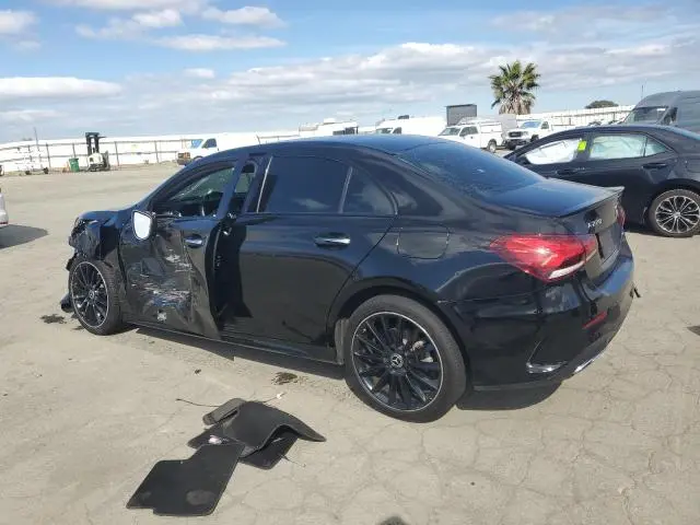 2019 MERCEDES-BENZ A 220  