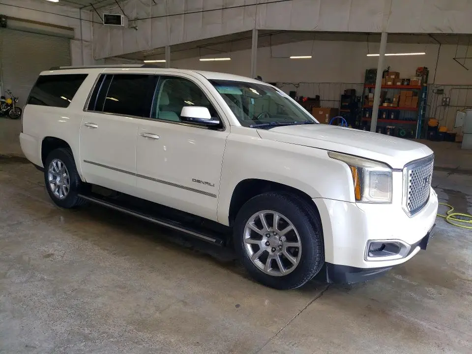 2015 GMC YUKON XL DENALI  
