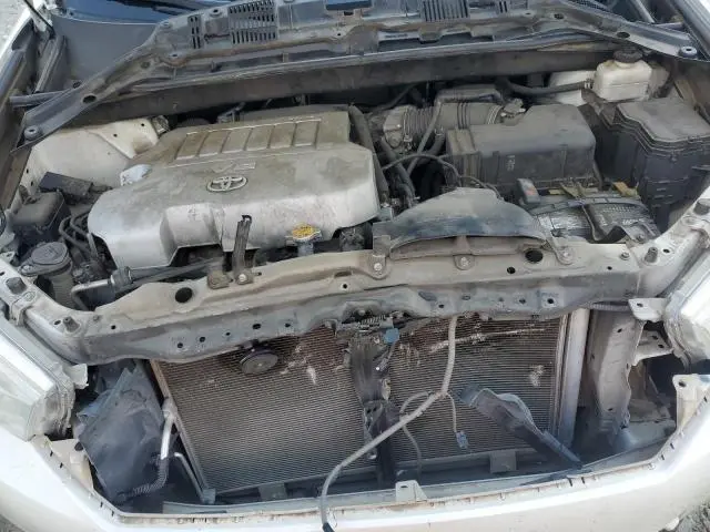 2013 TOYOTA HIGHLANDER BASE  