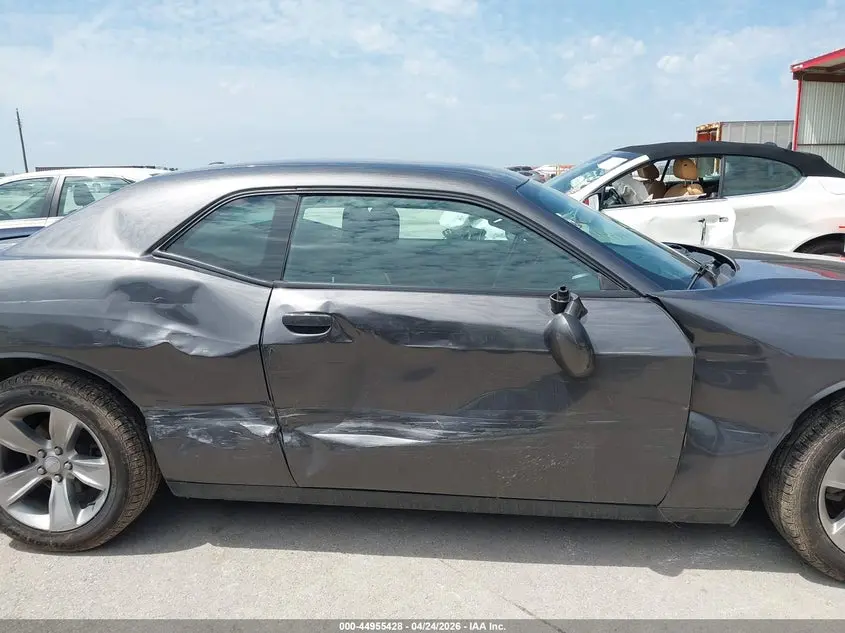 2019 DODGE CHALLENGER SXT