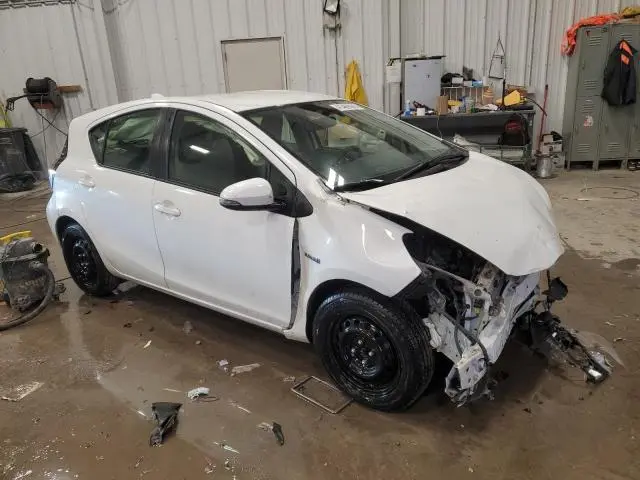 2016 TOYOTA PRIUS C   