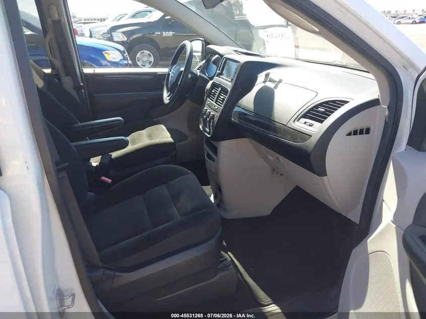 2018 DODGE GRAND CARAVAN SE