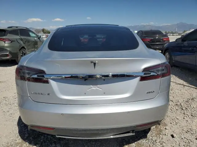 2015 TESLA MODEL S 85D  