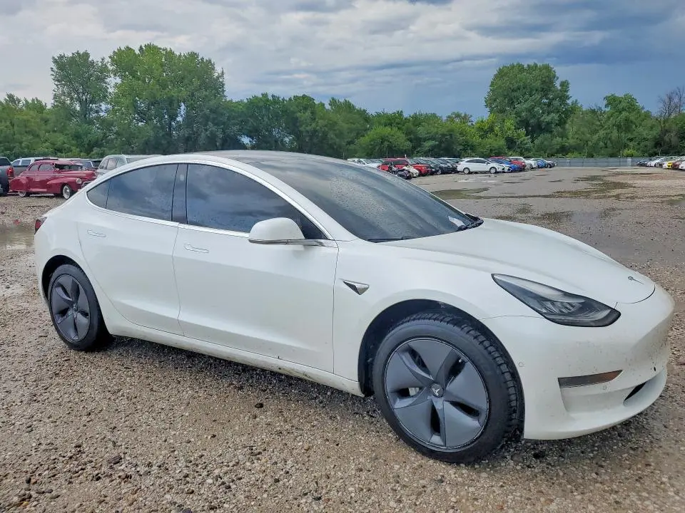 2019 TESLA MODEL 3   