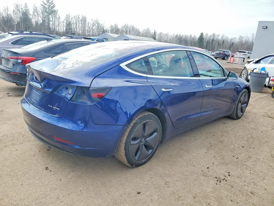 2018 TESLA MODEL 3   
