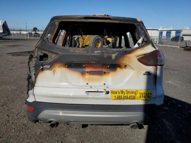 2016 FORD ESCAPE SE  
