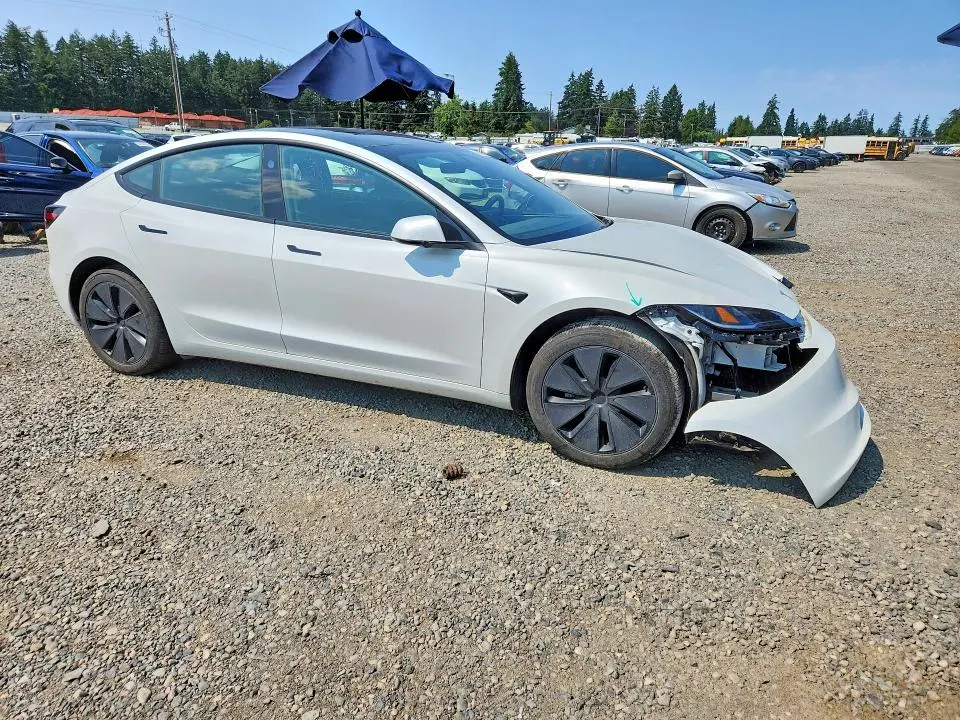 2025 TESLA MODEL 3   