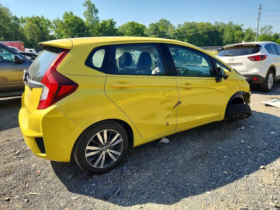2015 HONDA FIT   