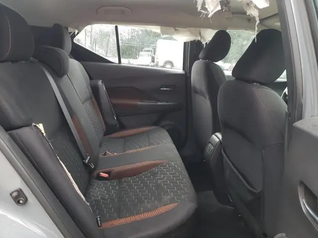 2021 NISSAN KICKS SR  