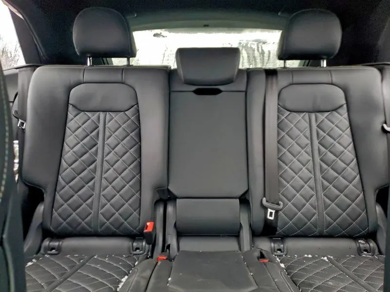 2025 AUDI SQ8 PREMIUM PLUS  