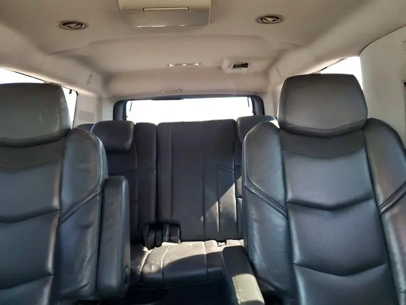 2017 CADILLAC ESCALADE ESV LUXURY  