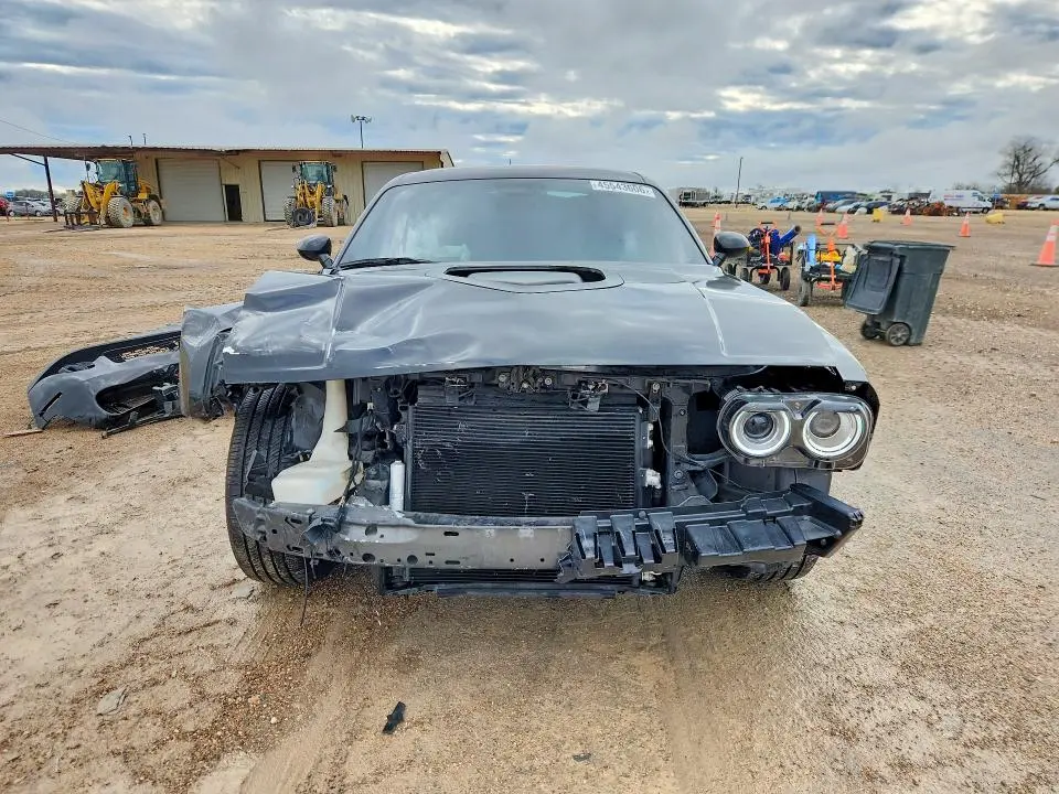 2016 DODGE CHALLENGER R  