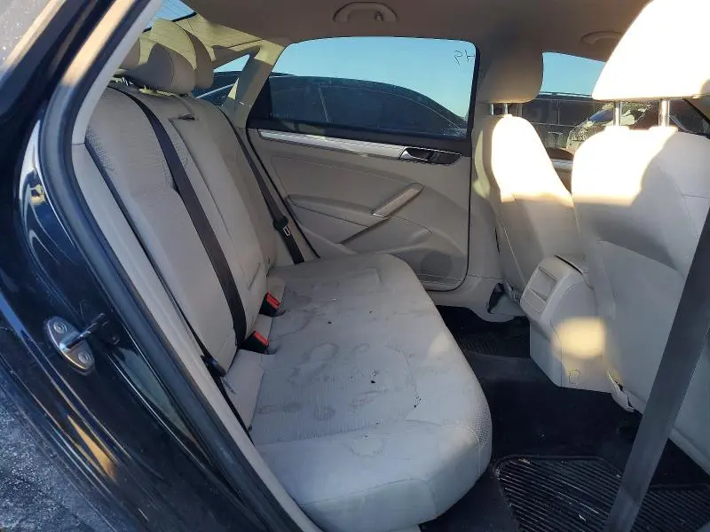 2017 VOLK PASSAT S   