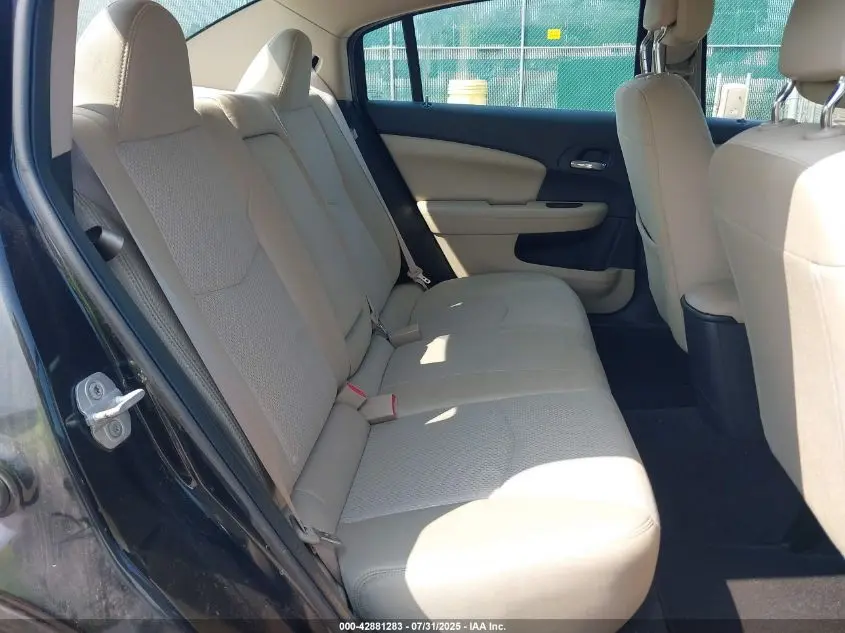 2011 CHRYSLER 200 TOURING