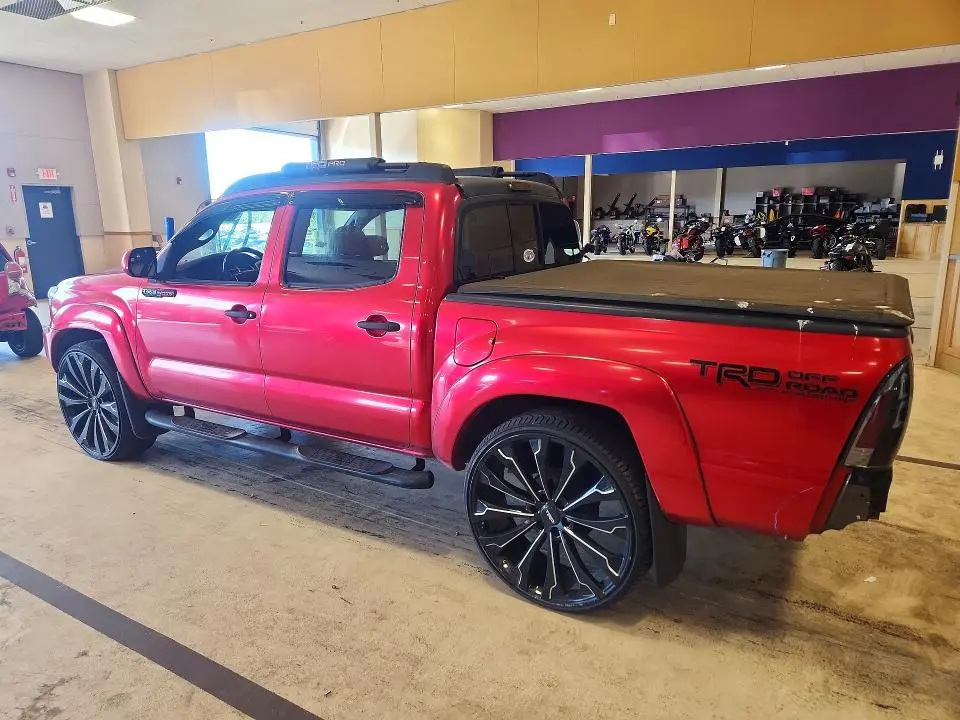 2013 TOYOTA TACOMA V6  