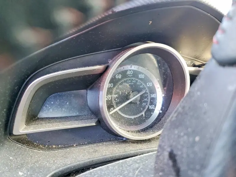 2015 MAZDA 3 TOURING  