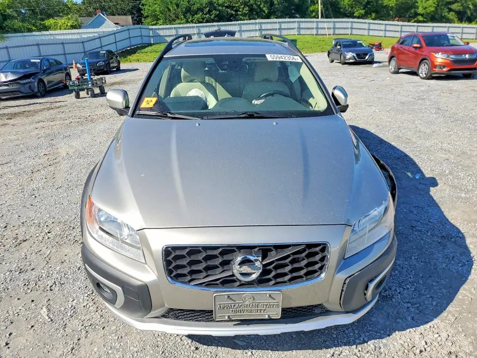 2014 VOLVO XC70 3.2  