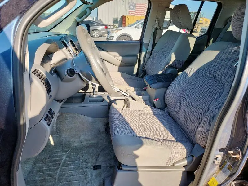 2013 NISSAN FRONTIER S  
