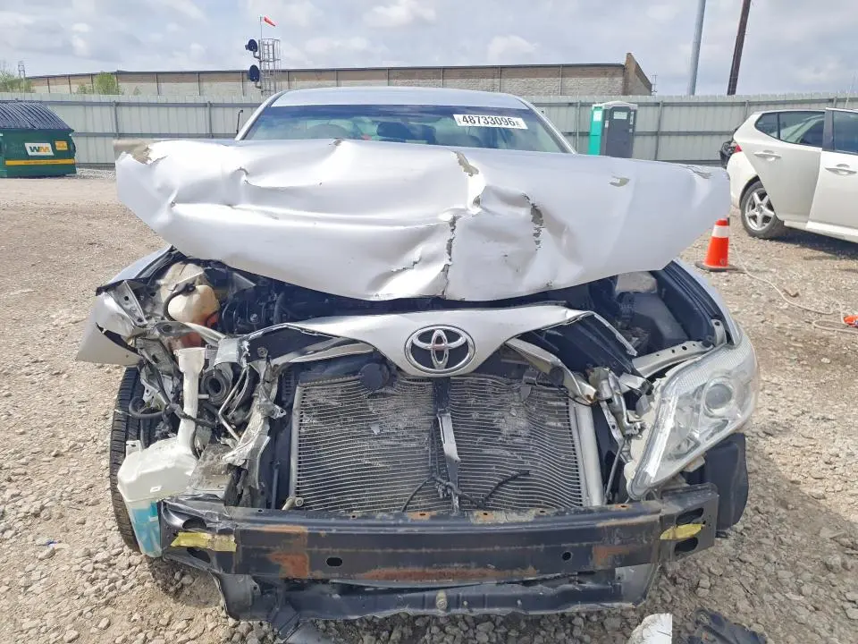 2010 TOYOTA CAMRY LE  