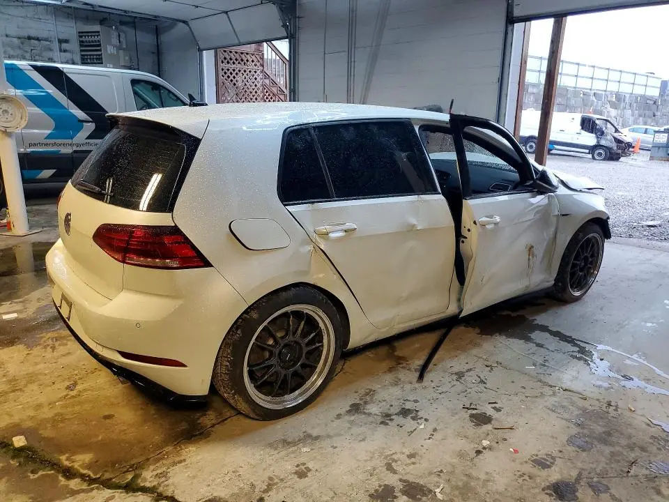 2019 VOLKSWAGEN GOLF R   