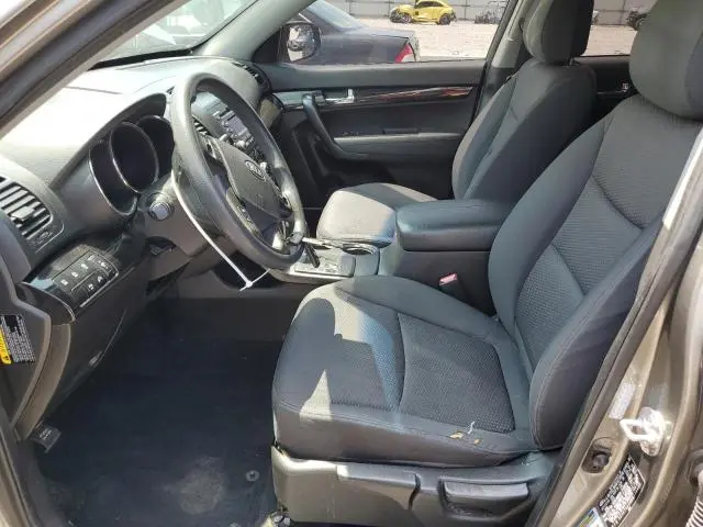 2011 KIA SORENTO BASE  