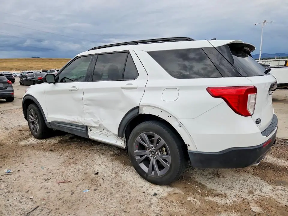 2021 FORD EXPLORER XLT  
