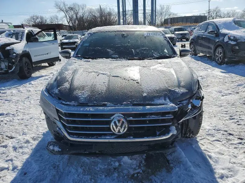 2021 VOLKSWAGEN PASSAT SE  