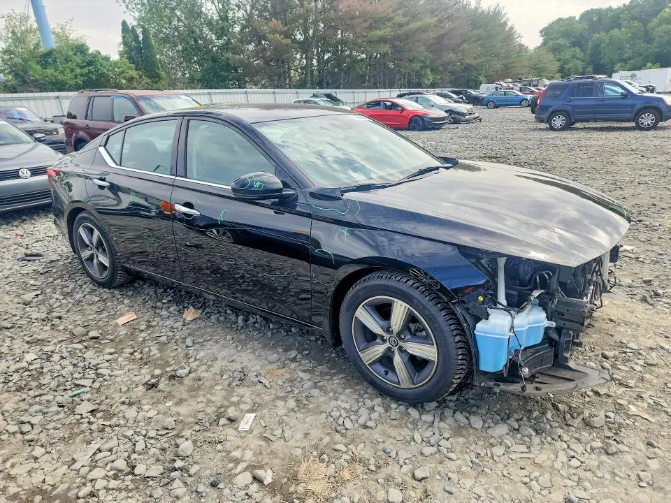 2019 NISSAN ALTIMA SL  