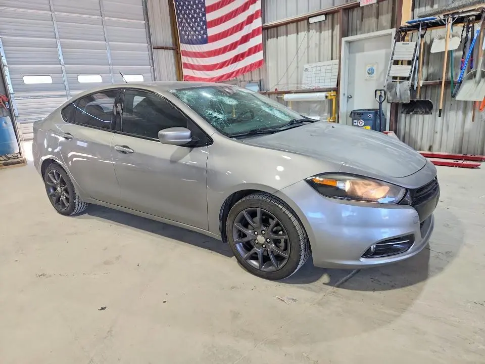 2015 DODGE DART SXT  