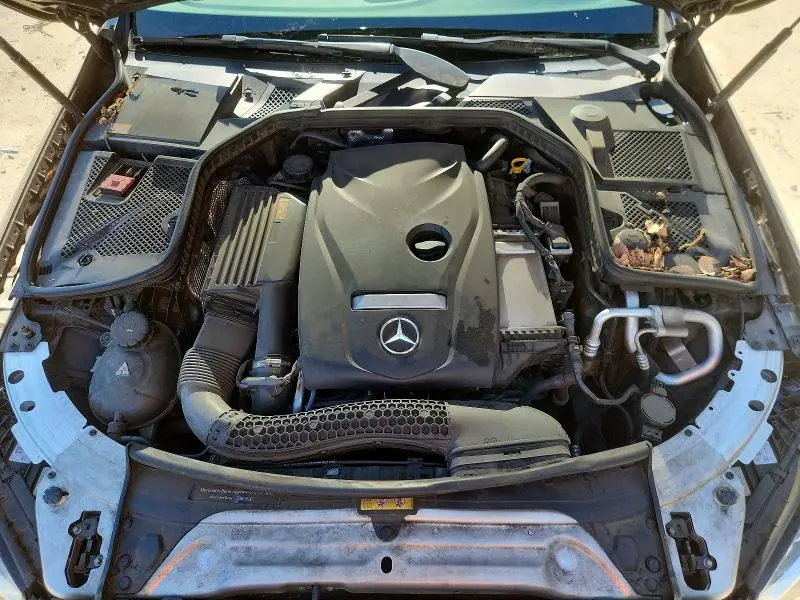 2015 MERCEDES-BENZ C 300  