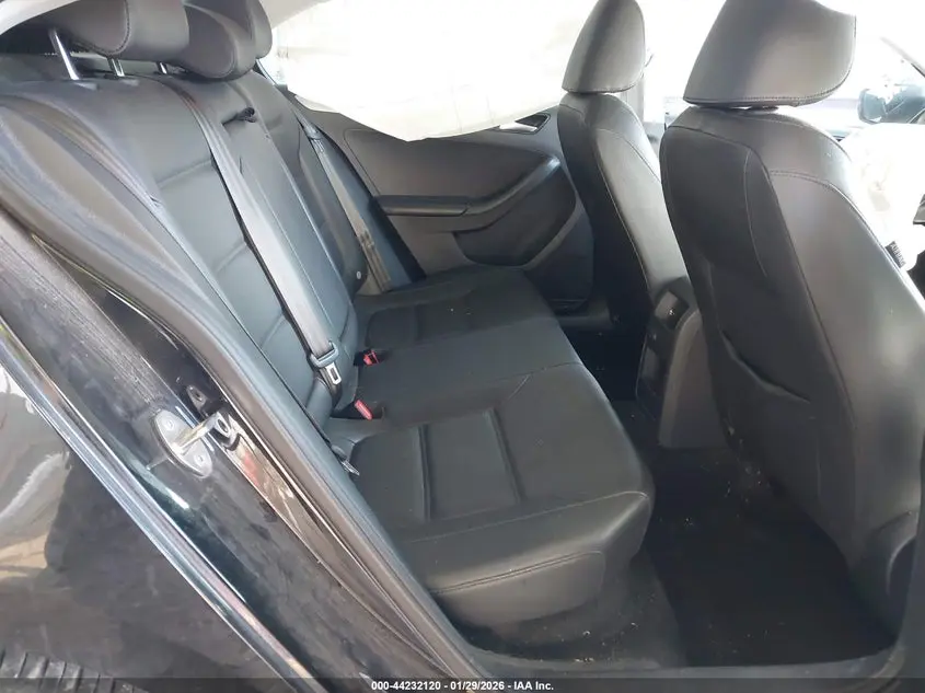 2017 VOLKSWAGEN JETTA 1.4T SE