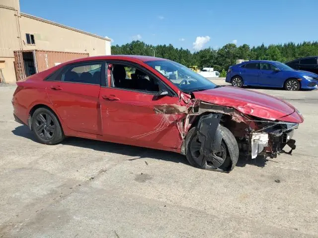2022 HYUNDAI ELANTRA SEL  