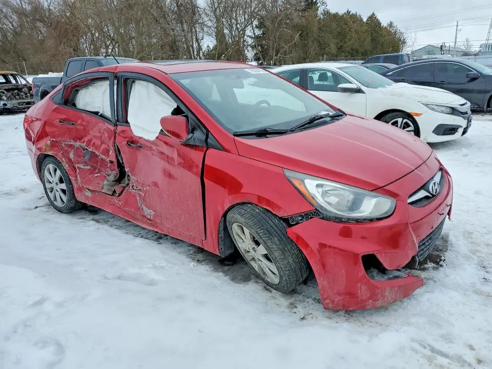 2013 HYUNDAI ACCENT GLS  