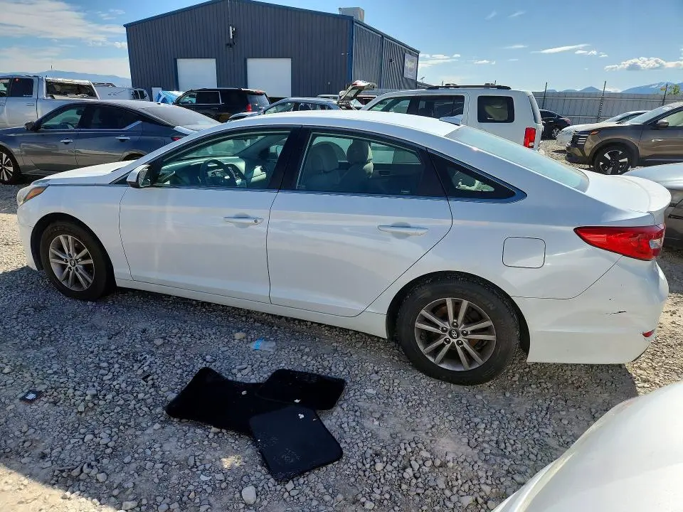 2017 HYUNDAI SONATA SE  