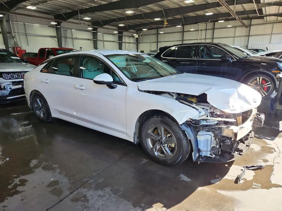 2021 KIA K5 LXS  