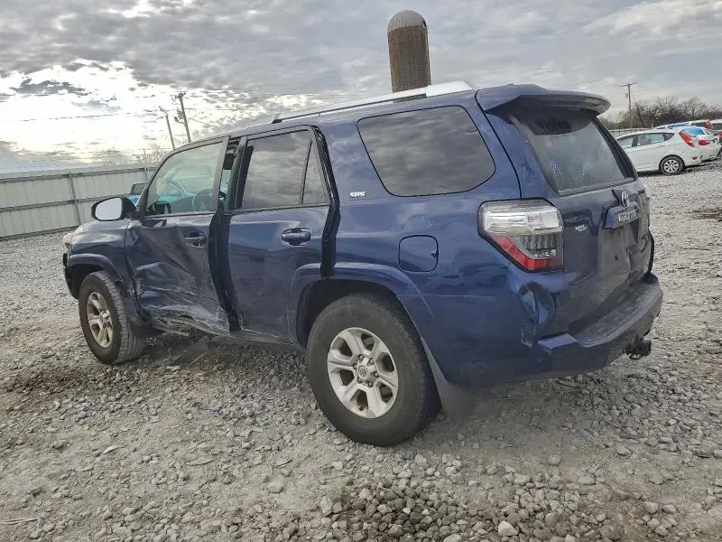 2017 TOYOTA 4RUNNER SR5  