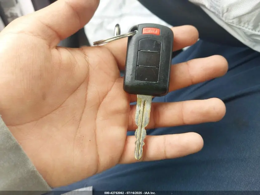 2018 MITSUBISHI MIRAGE ES