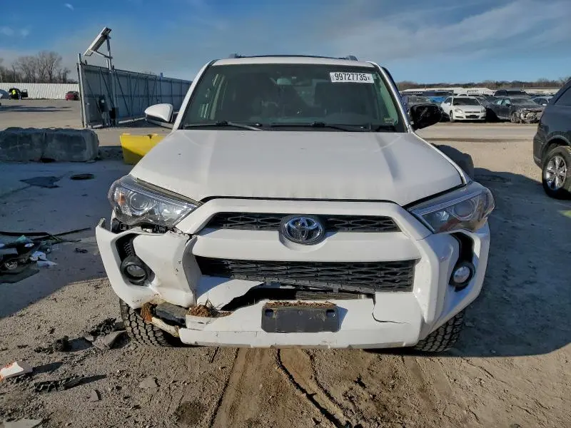 2018 TOYOTA 4RUNNER SR5  