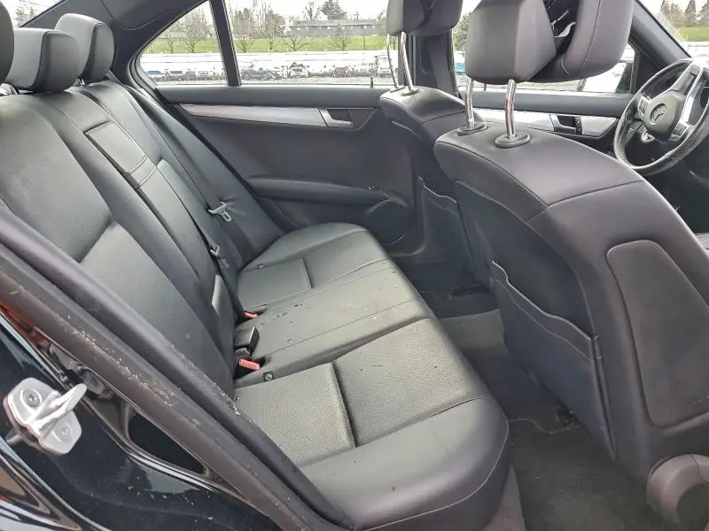 2013 MERCEDES-BENZ C 250  